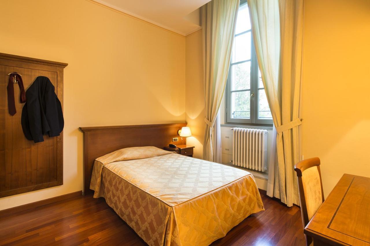 Centro Paolo Vi Hotel 3*